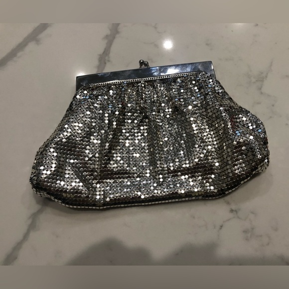 Vintage Whiting & Davis Silver Mesh Purse Handbag Evening Clutch Original Mirror - Picture 2 of 6
